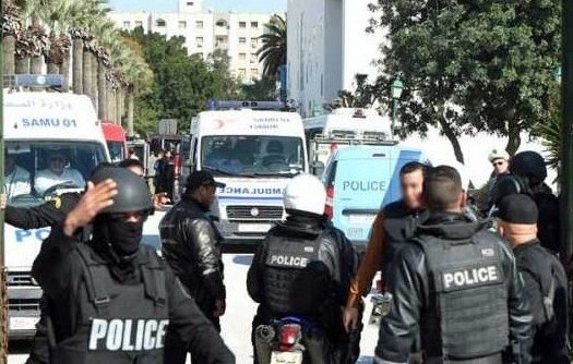 Terrore in Francia, uomini armati prendono ostaggi in una chiesa. Due morti