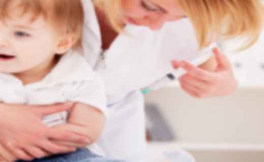 Radiato il primo medico che dice no ai vaccini Radiato il primo medico che dice no ai vaccini