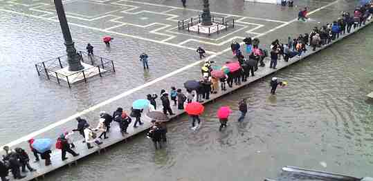acqua_alta_passerelle.jpg
