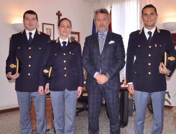 Tre nuovi funzionari alla questura di venezia Questura di