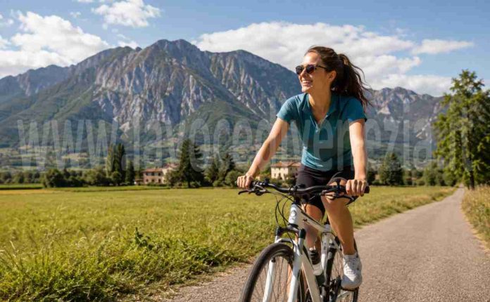 Ragazza in bicicletta
