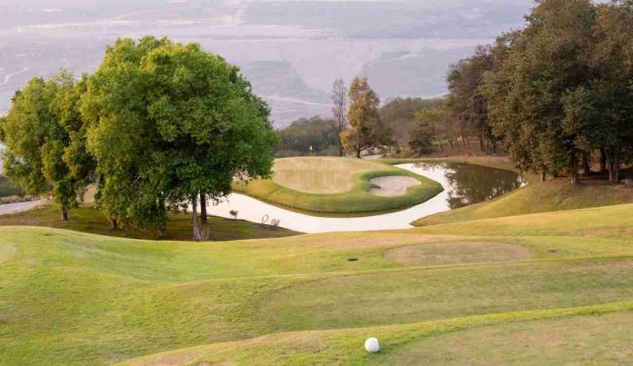 Campo da golf (archivio)