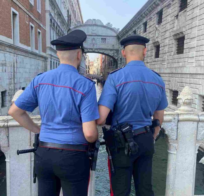 Carabinieri a Venezia Carabinieri a Venezia