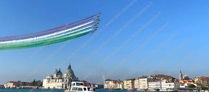Esibizione Frecce tricolori a Venezia