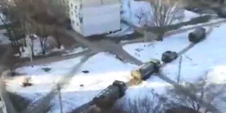 Guerra in Ucraina, mezzi russi entrano nella città di Kharkiv