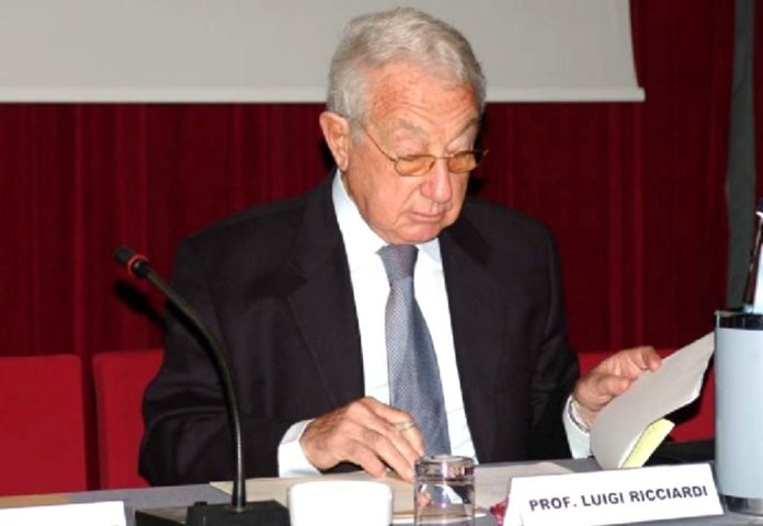 Il Prof. Luigi Ricciardi, primario ortopedico dell'ex Umberto I di Mestre