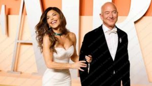 Jeff Bezos e Lauren Sánchez (foto da Youtube)