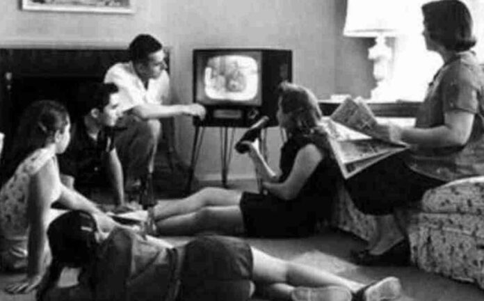 La televisione negli anni in cui esisteva solo un canale tv. Situazione poi superata dall'arrivo del ''secondo canale Rai''