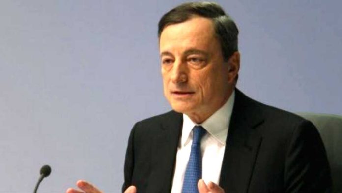 Mario Draghi risponde alle domande dei giornalisti