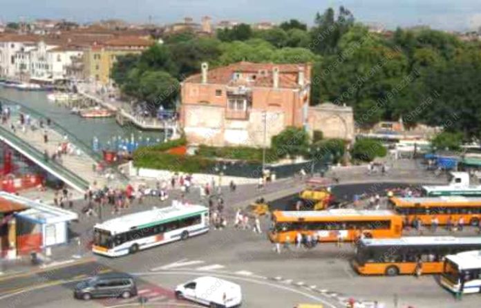 Piazzale Roma, terminal di Venezia, vista dall'alto