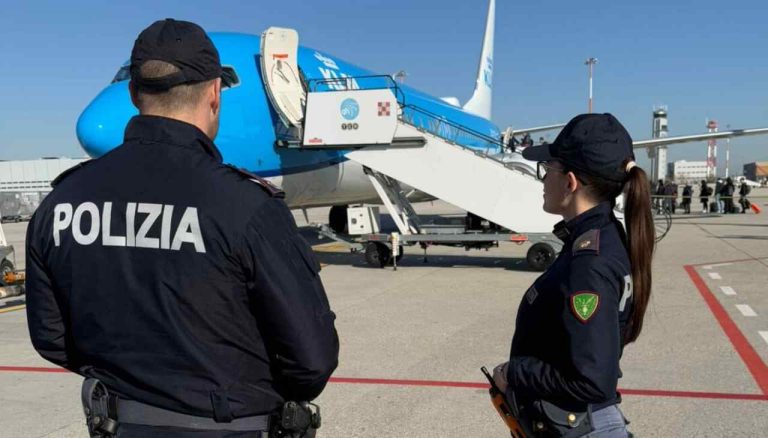 Condannato per furto in appartamento in Germania bloccato appena sbarcato a Venezia