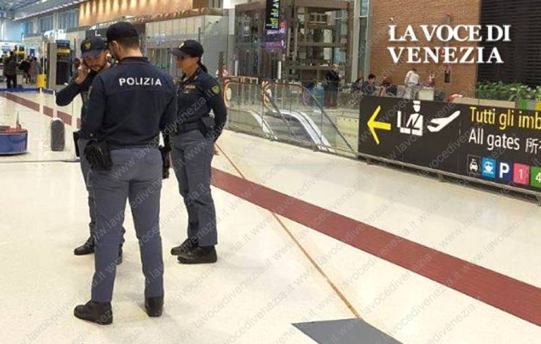 Polizia di Frontiera, aeroporto Marco Polo di tessera, Venezia