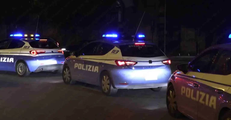 Allontanato dalla casa dell’ex, dà fuoco all’abitazione a Venezia e scappa a Brescia