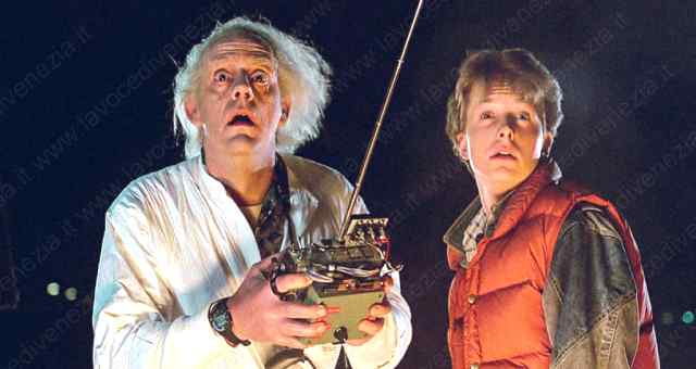 Back to the Future, a successful film, but full of paradoxes in time and space