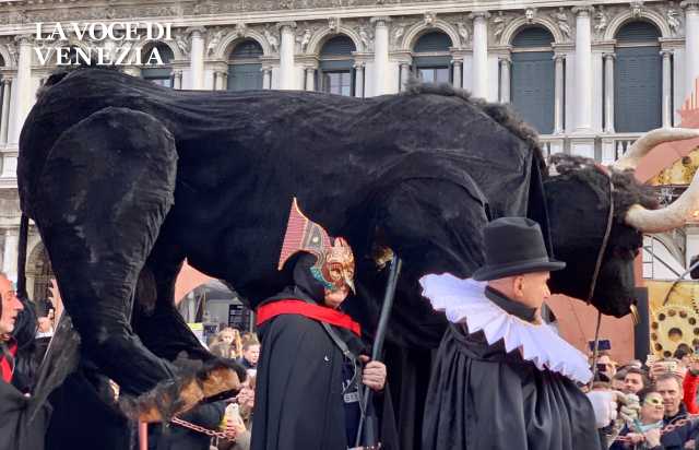 Una meretrice di Carnevale
