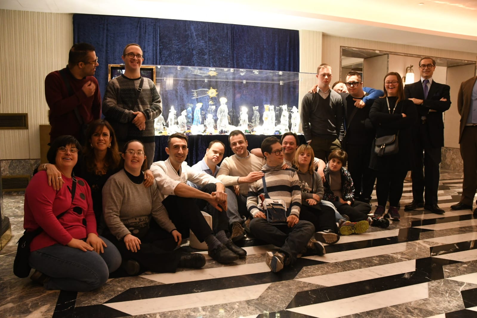 presepe di vetro ragazzi Aipd e St. Regis