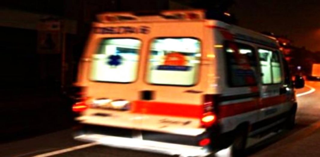 ambulanza corre di notte net coll 1240