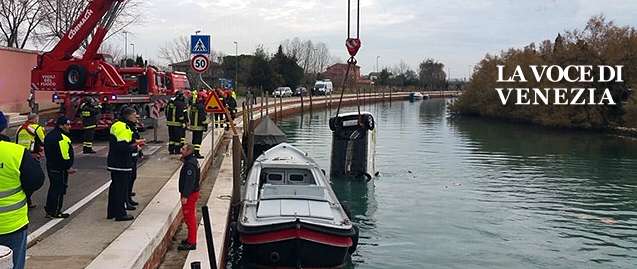 Ultima ora: incidente a Cavallino Treporti: auto in acqua, deceduta donna al volante