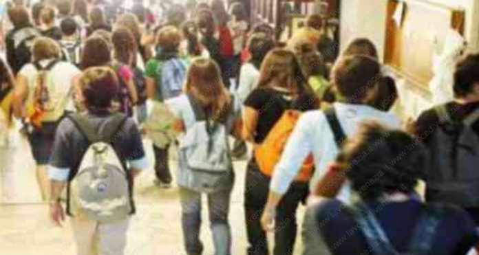 Scuola italiana: sempre più presenze di studenti stranieri