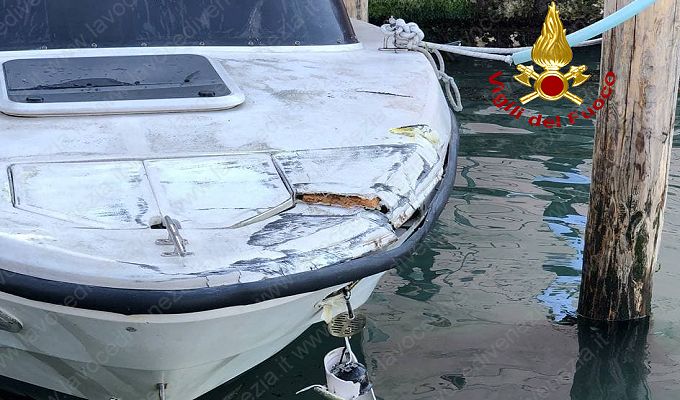 barca danneggiata incidente ospedale civile venezia oggi up 640
