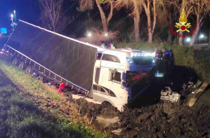Incidente mortale: camion in Romea
