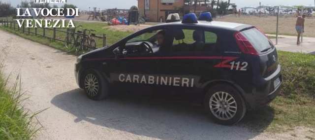 Eraclea: furto sotto l'ombrellone. Carabinieri arrestano coppia di stranieri