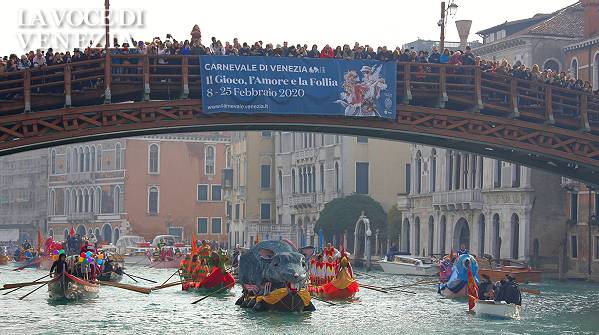 carnevale di venezia 2020 corteo pantegana acqueo up 600