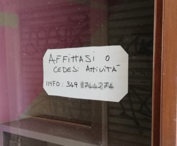 cartello affittasi cedesi attività venezia nostra box
