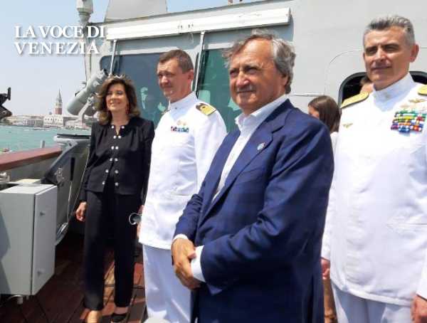 Salone nautico Venezia: sindaco e Casellati in visita alla Andrea Doria