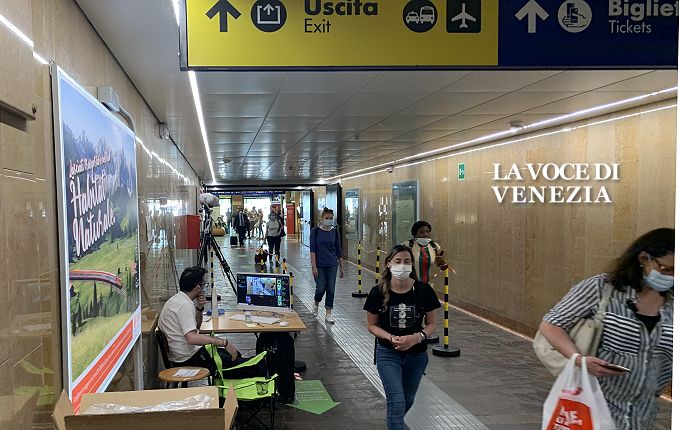 Coronavirus nel veneziano in leggera crescita. A Mestre un ricovero