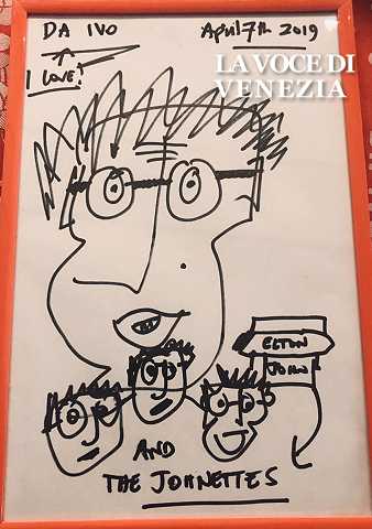 elton john disegno con il pennarello up 480320