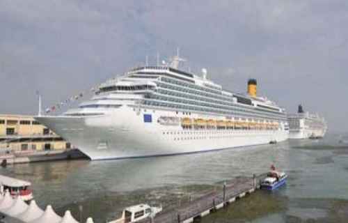 grandi navi ormeggiate porto venezia VTVE