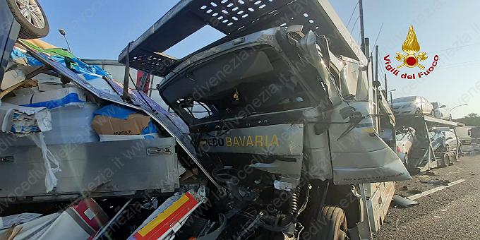 incidente camion autostrada a4 up 680