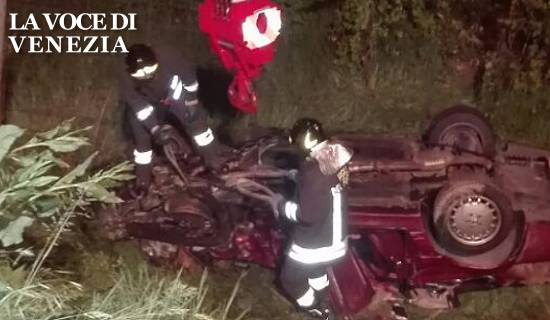 Pauroso incidente stradale in Romea questa notte: 1 morto, 10 feriti