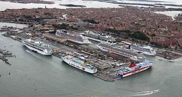 garage alla marittima di Venezia