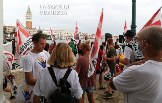 no grandi navi manifestazione salute venezia 14-08-20