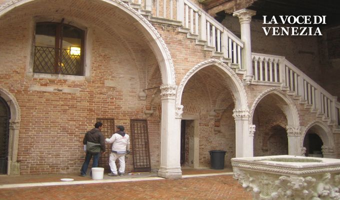 Il Sindaco Brugnaro approva i lavori di adeguamento sismico di palazzo Morosini sede dell’Istituto superiore Andrea Barbarigo