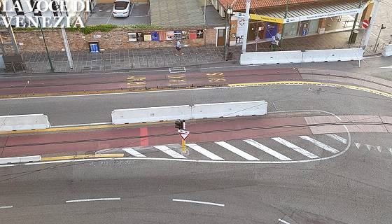 piazzale roma nostra 560320 05