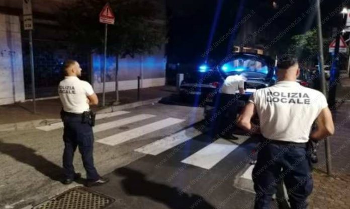 polizia locale venezia intervento notturno