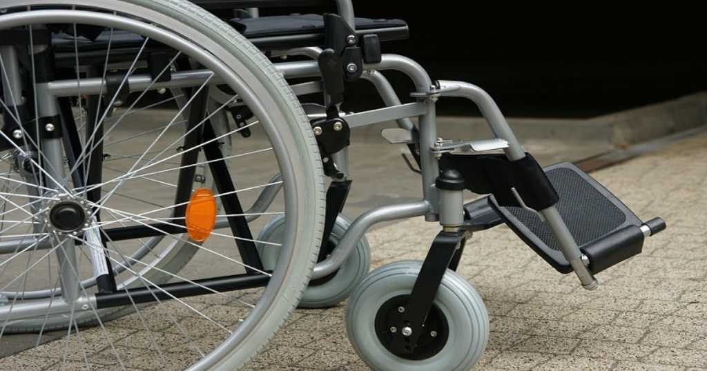 Incidente In Casa Di Riposo Anziana Cade Dalle Scale E Muore Dramma A 