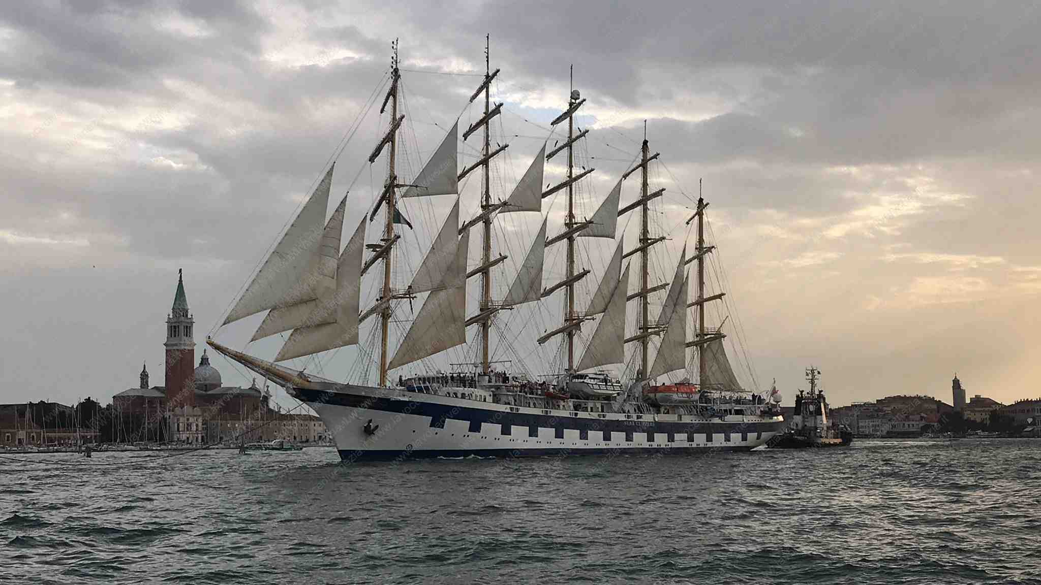 one of the largest sailing ships in the world