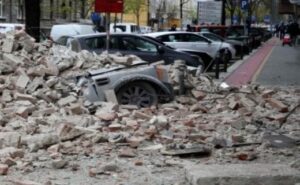 terremoto croazia crollo su auto net 520