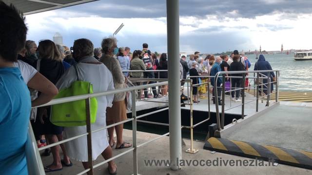 Venezia, ancora criticità con i trasporti