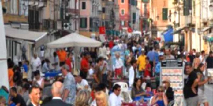 Festa Riuscita Ve La Racconto Io La Festa Un Rave In Via Garibaldi Lettere